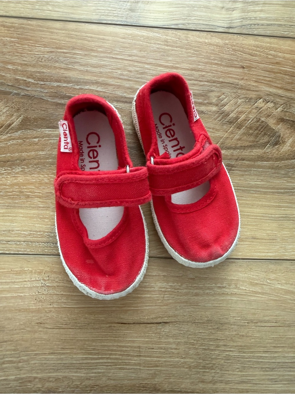 Cienta Red Canvas Mary Jane Toddler Shoes